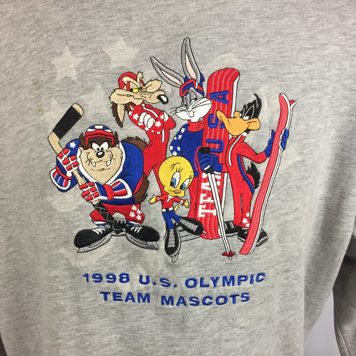 Vintage 90s Looney Tunes Snowboard Ski Hockey Winter USA Olympics