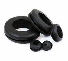 60 x Wiring Grommets Rubber Gromet Open Plug Bung Not Blank Closed Wire Cable