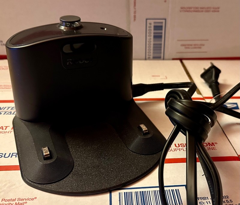 iRobot Roomba Home Base w/Power Cord    Model: 17070