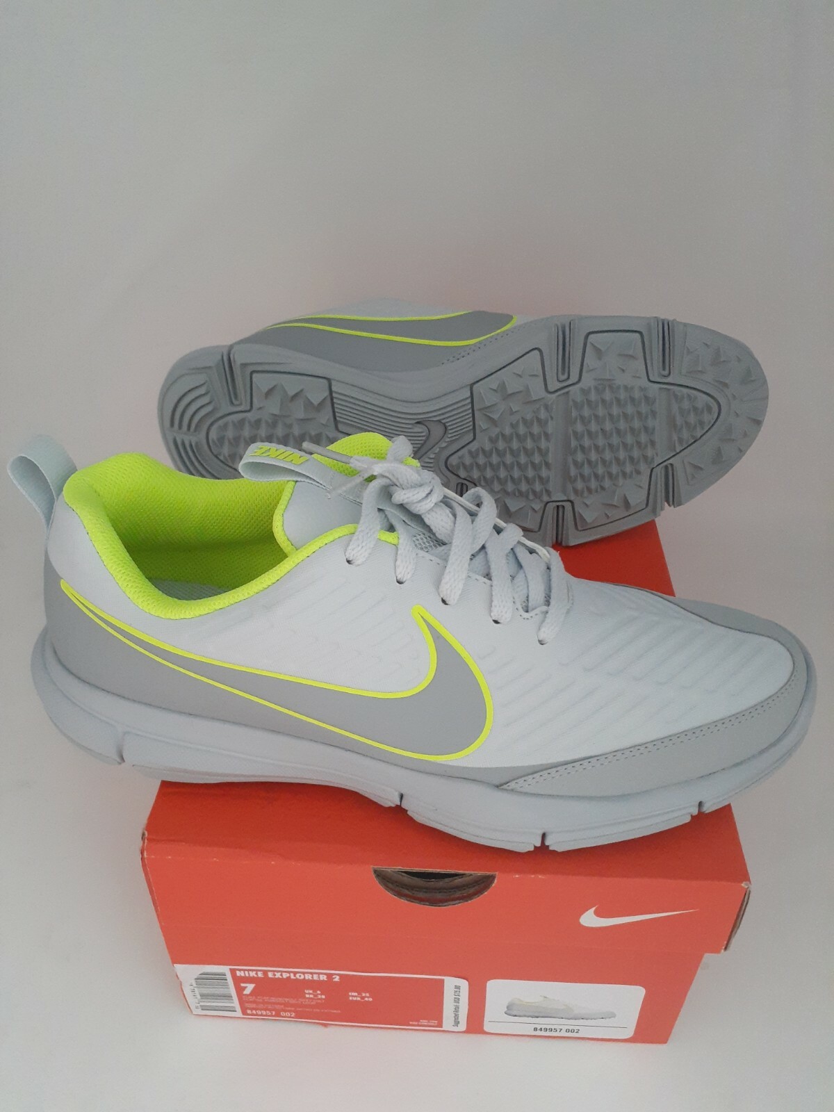 nike explorer 2 spikeless golf shoes