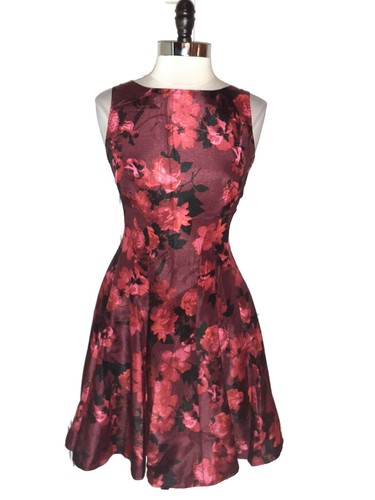GABBY SKYE Size 8 A-Line Dress Red Black Floral Sleeveless