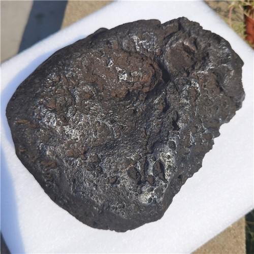 9.07Kg Natural Iron Meteorite Specimen from , China i695 - Picture 6 of 12