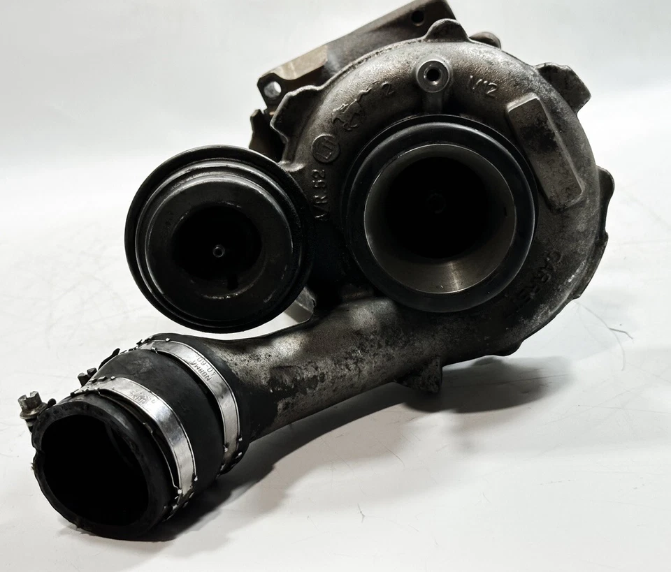 Mercedes-Benz CLS550 2012-2018 4,6 L V8 conductor izquierdo turbo cargador OEM Foto 4 de 4