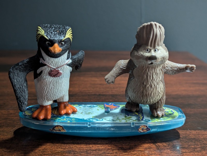 McDonalds Surfs Up Reggie The Sea Otter Cody The Penguin Toy W Surf Board Lot