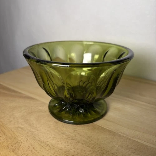 💚Emerald Green Glass Fairfield Footed Bowl Candy Dish - Treasure House