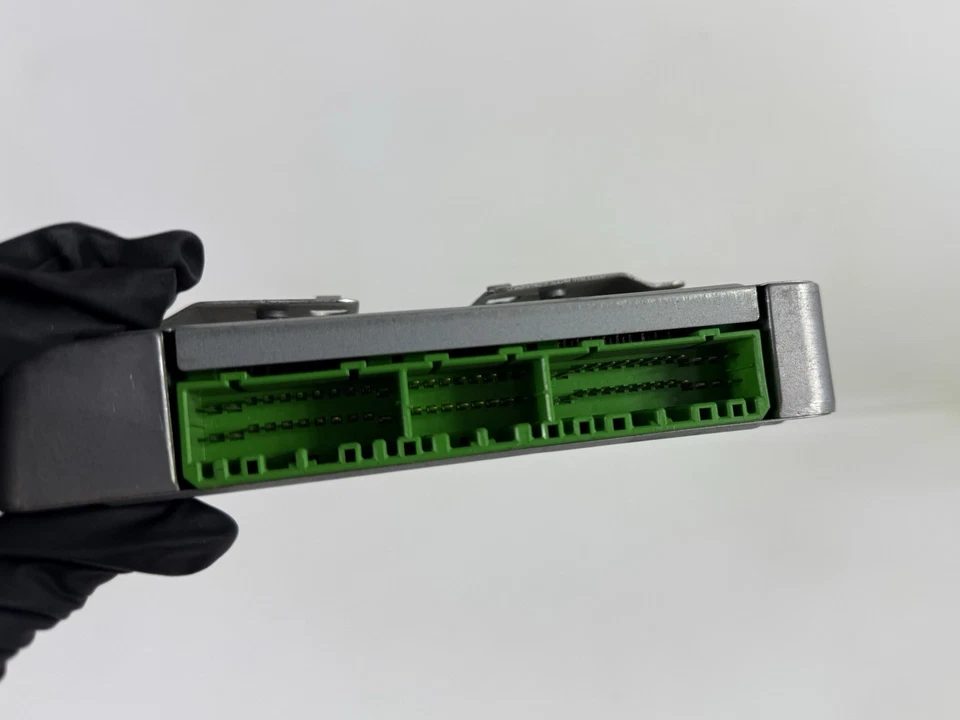 ✅ 1997 Suzuki Esteem 1.6L A/T Engine Computer ECU ECM PCM OEM #33920-61G50 - Imagem 3 de 4