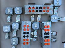 Lot of 11 unit "Fast Lane" multi-outlet 120/240VAC retail electrical receptacles