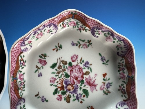 Mottahedeh Lowestoft Chinese Export Pink Scales Flowers Hexagon Dish - Picture 4 of 5