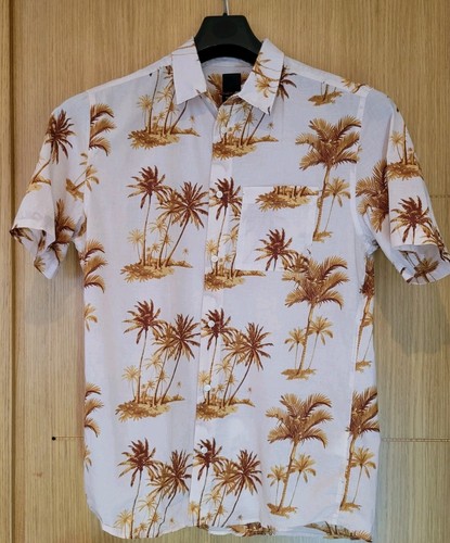 H&M Herren Kurzarm Hawaiihemd mit Knöpfen Gr.S / Weiß/Palmen/Regular Fit