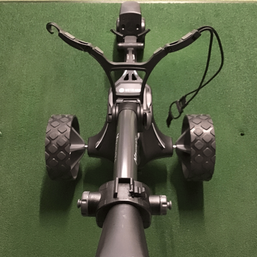 MOTOCADDY M7 REMOTE CONTROL ELECTRIC GOLF TROLLEY / USED FOR 18 HOLES