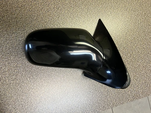 1995-2005 Chevy Cavalier RH Mirror Manuel View Door GM1321148 / 3-D