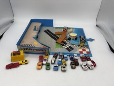 GALOOB MICRO MACHINES LOT SERVICE CENTER AND 20 PLUS CARS USED READ