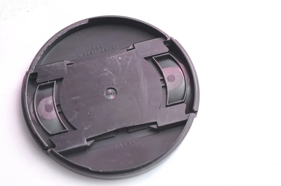 Carl Zeiss OEM 82mm Front Lens Cap - Image 2 of 2