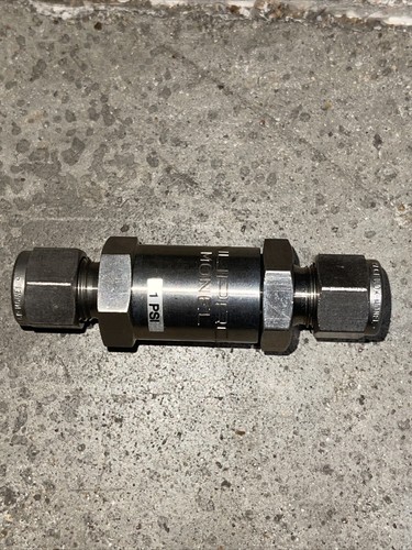 NUPRO 3/8" Swagelok M-6C-1 Poppet Check Valve Fixed Pressure 3/8" Tube 1 PSIG. - Picture 3 of 3