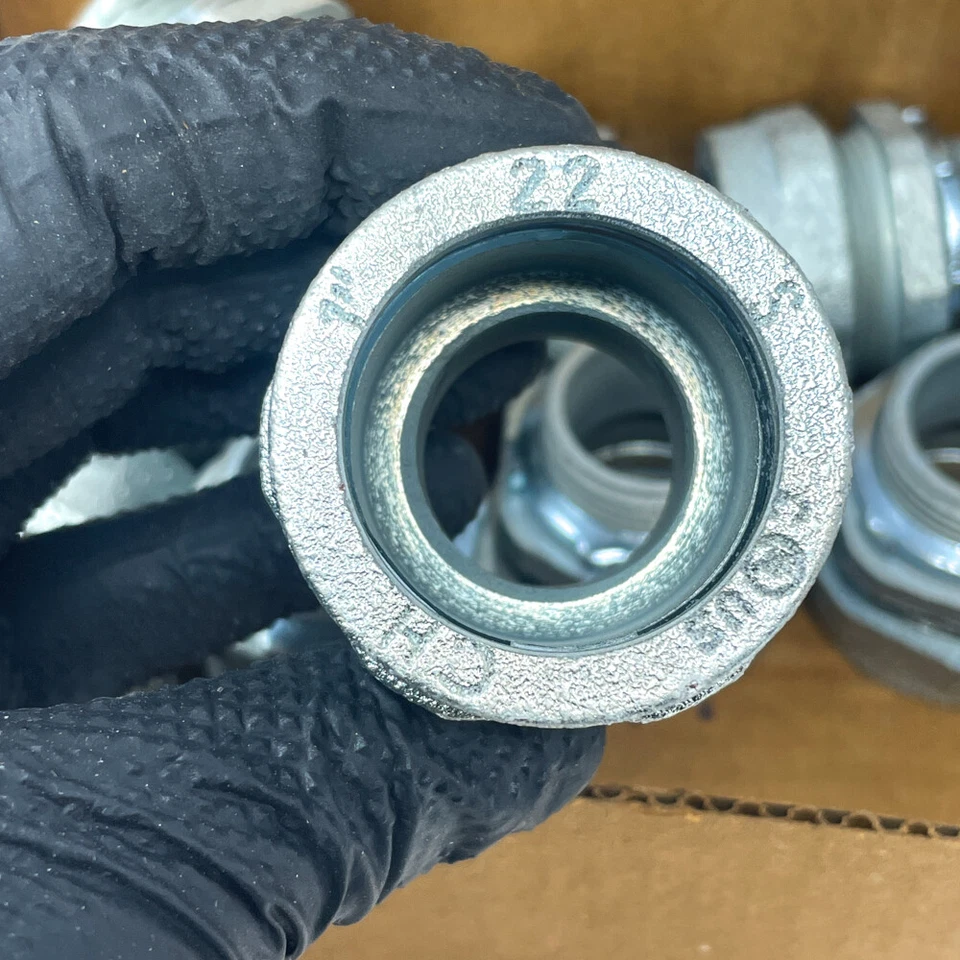 Pack of 10 - Eaton Crouse Hinds CPR3 Compression Type 1 inch Box Connector - Image 3 of 4