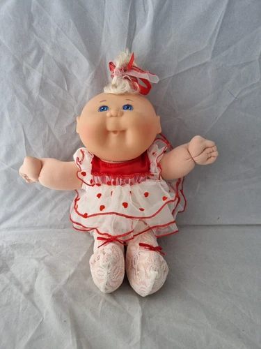 Vintage Cabbage Patch Kids Baby Doll With Outfit 1995