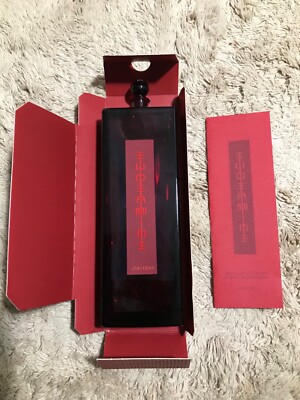 Shiseido Eudermine Revitalizing Essence 4.2fl.oz/125ml, sell as it in pictures