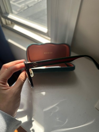 Gafas de sol redondas para mujer Gucci (excelente estado, súper elegantes, apenas desgastadas) - Imagen 3 de 7