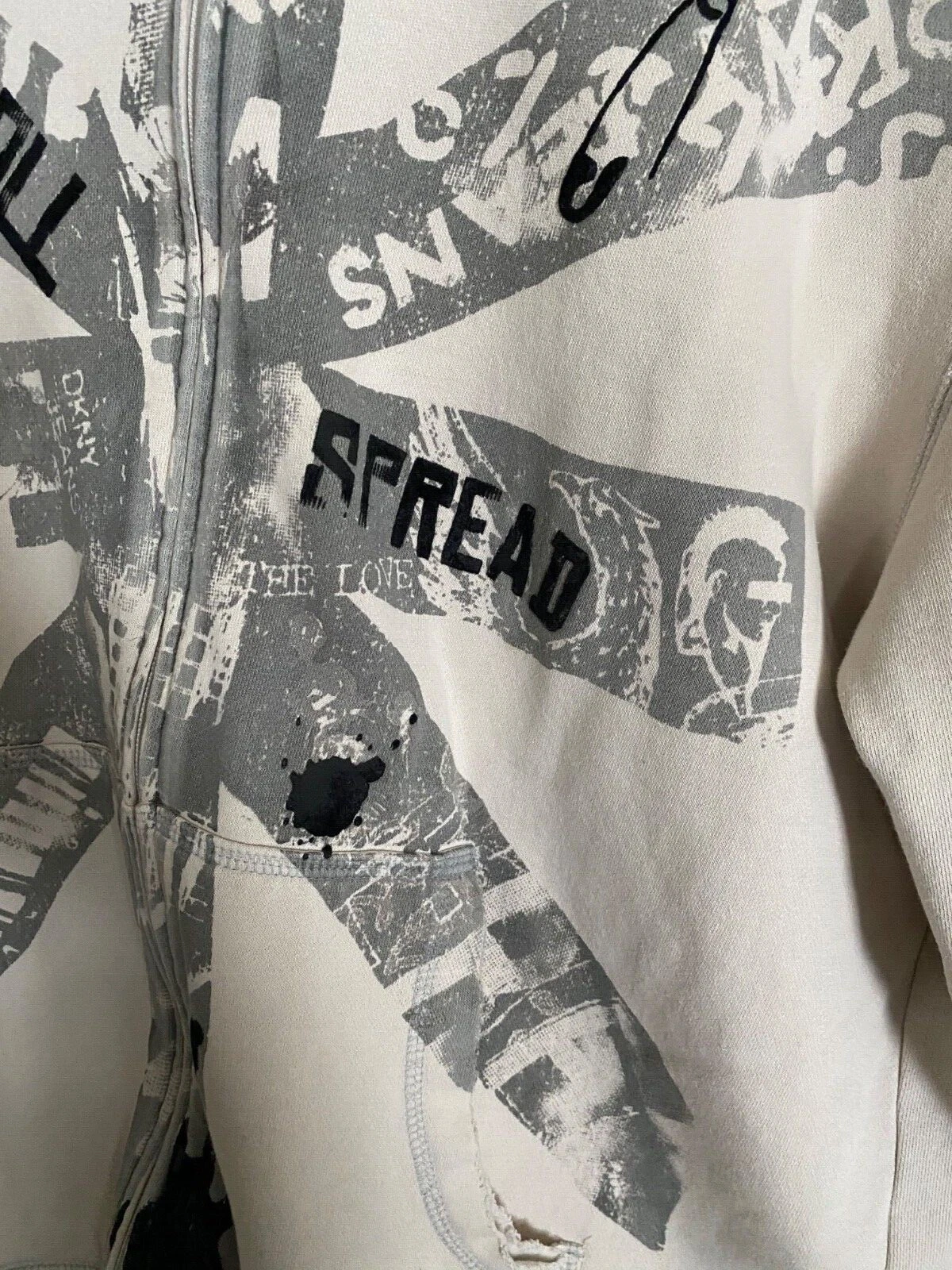 OFF WHITE Felpa con cappuccio DKNY Rock n' Roll Cross Cream Taglia XL USATA