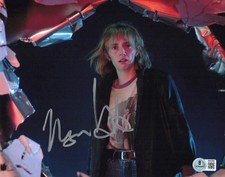 Maya Hawke ‘Stranger Things’ Signed 8x10 Photo ‘Robin Buckley’ Beckett