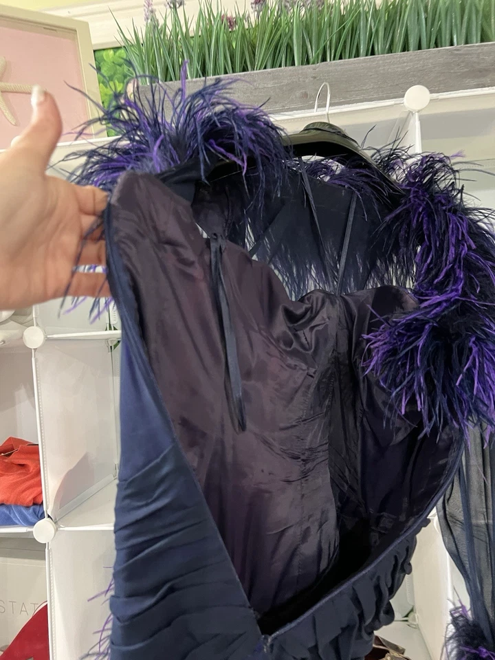 Vintage Lillie Rubin feathered accent gown w/jewel encrusted broach small gown - Image 3 of 4