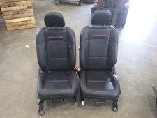 Jeep Wrangler Unlimited Rubicon 2021-2024 2 Front Seat Black w/ Red Stitch 7200
