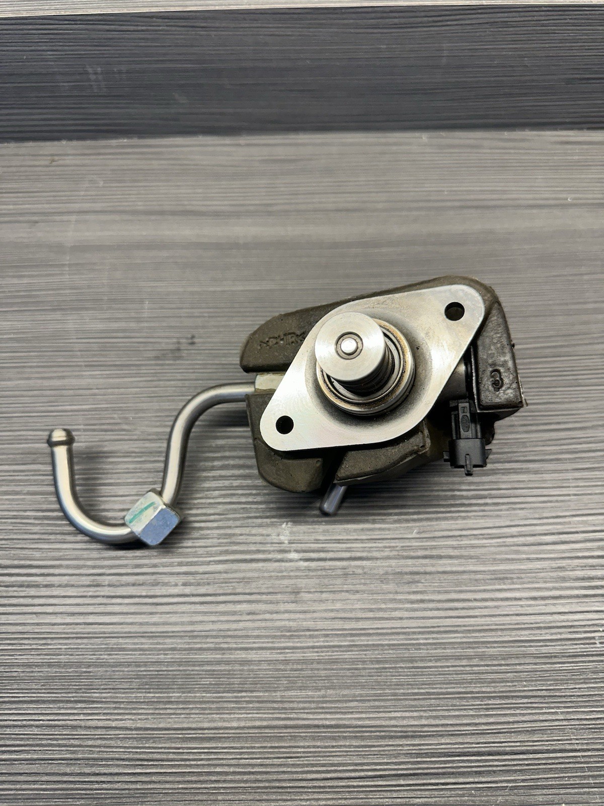 Maserati Ghibli 2013 Fuel pump P/N DR0123243C