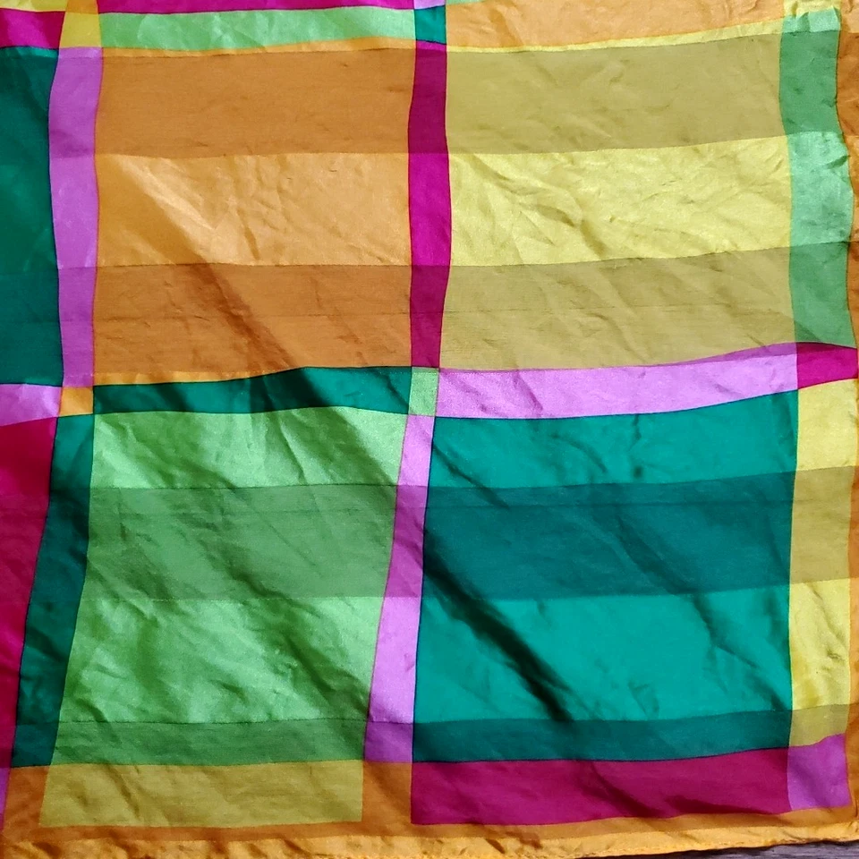 ADRIENNE VITTADINI Diseñador 100% Seda Bufanda Pelo Cuello Cartera 20x20 Cuadrada Foto 3 de 4