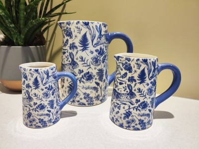 Blau & Weiß Keramik Kanne, Hase & Blumenmuster Vase Wohndeko