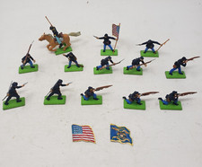 Vintage Britains LTD Deetail 1971 Made in England Lot 13 US Calvary Blue Coats