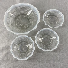 Set of 4 Anchor Hocking Moonstone Opalescent Hobnail Ruffle Edge Bowls
