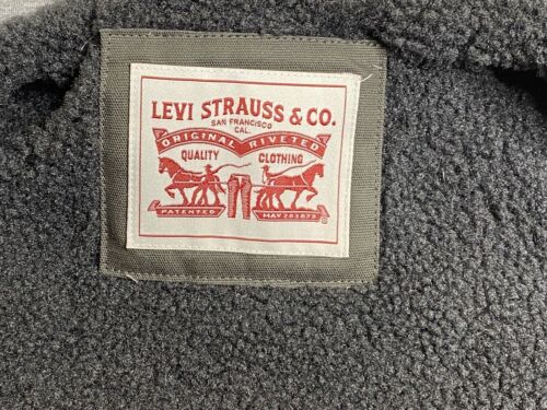 Levi's Trucker Jacket Warm Quilted/Sherpa Hooded Lrg Pockets Zip/Snap S NWT - Picture 10 of 24