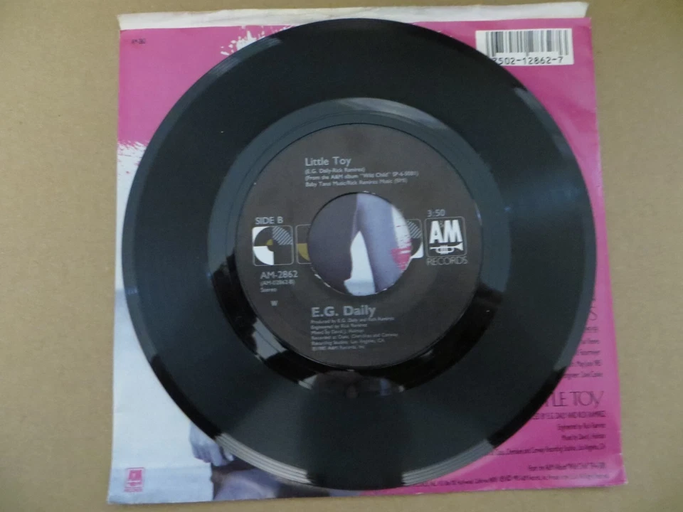 E.G. Daily – Love In The Shadows - 1986 - A&M Records AM-2862 7" Single VG+/VG+ - Image 4 of 4