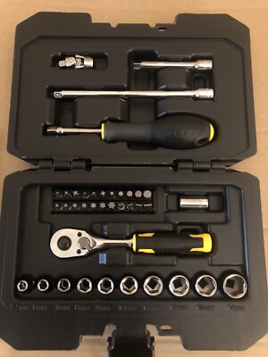 STANLEY  1/4 Zoll 72T Ratschen- und Steckschlüsselsatz mit Zubehör 38-teilig STMT82828-1