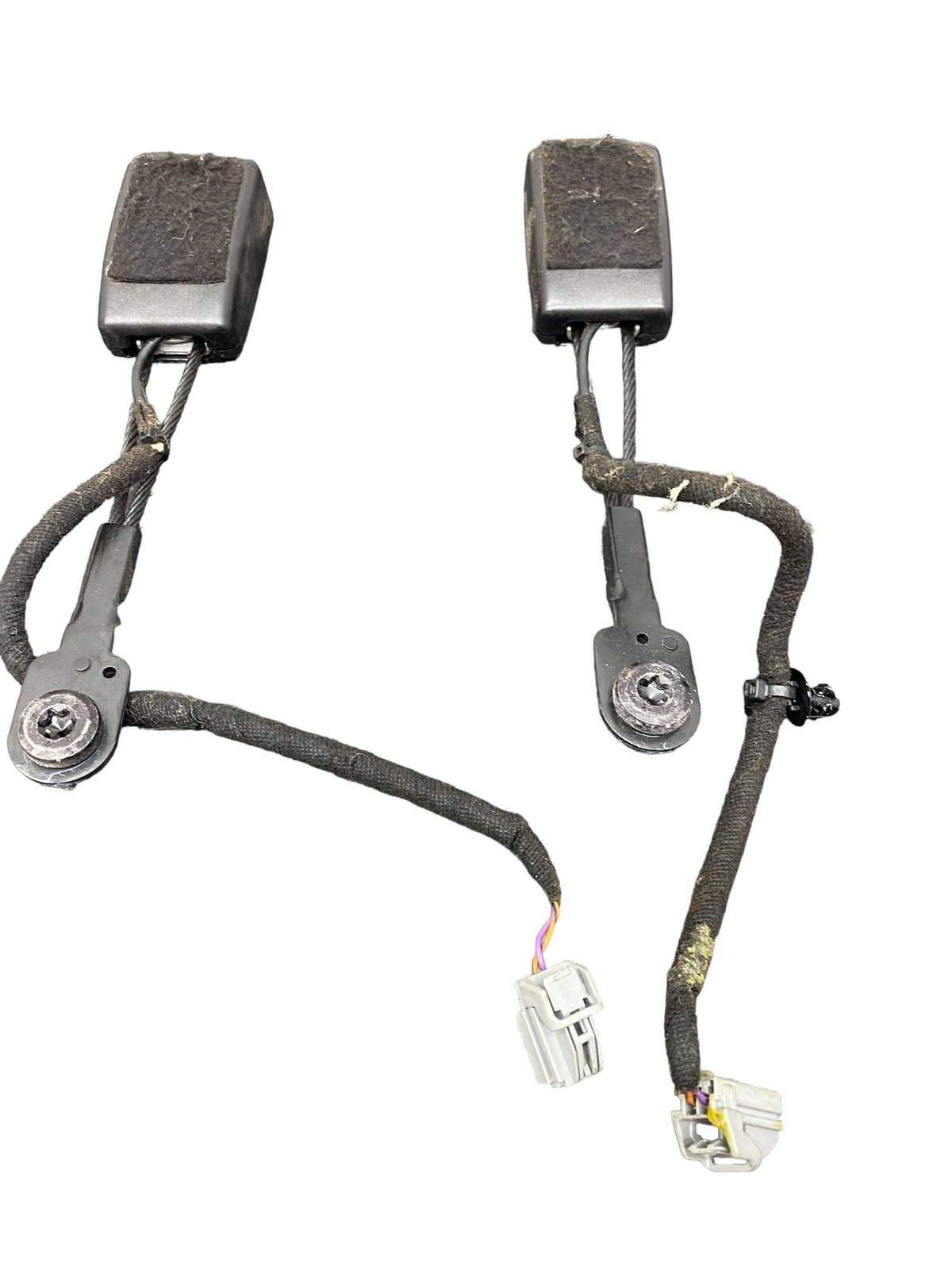2014 - 2016 MASERATI GHIBLI M157 OEM FRONT LEFT RIGHT SEAT BELT BUCKLE SET 2