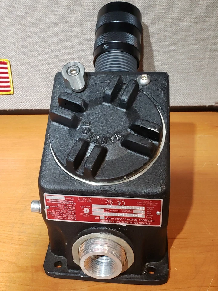 NUEVO Pyle-National Vantage GB-B1716-51Sl-AF Receptáculo a prueba de explosiones 30A 3 pines Foto 4 de 4