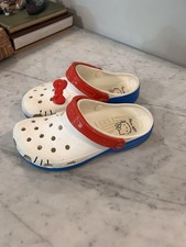 hello kitty crocs womens 8