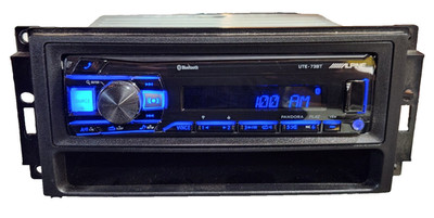 Alpine UTE-73BT Digital Media Receiver with Bluetooth