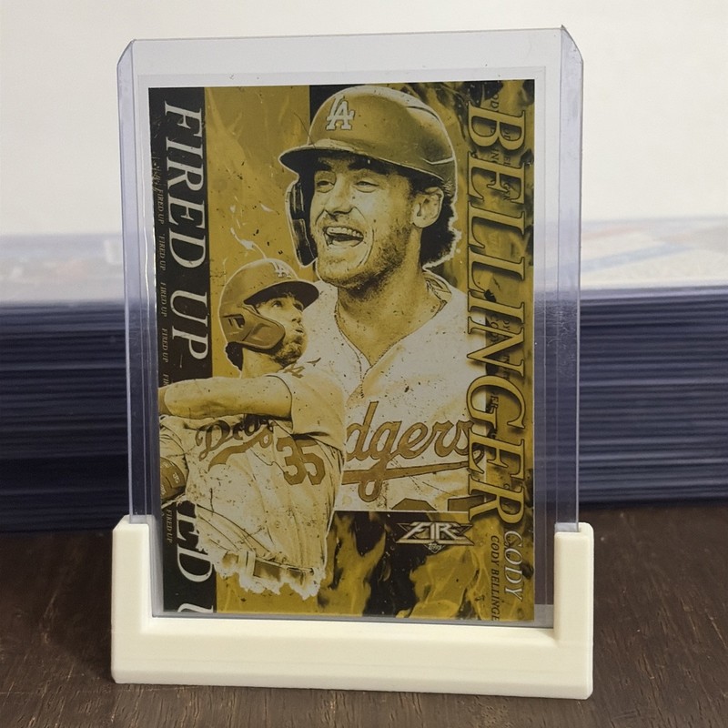 2021 Topps Fire Gold Minted Cody Bellinger Fired Up #FIU-8