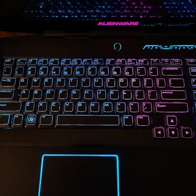 Alienware M17x R3 i7-2670QM 16GB RAM Radeon HD 6770M Powers On