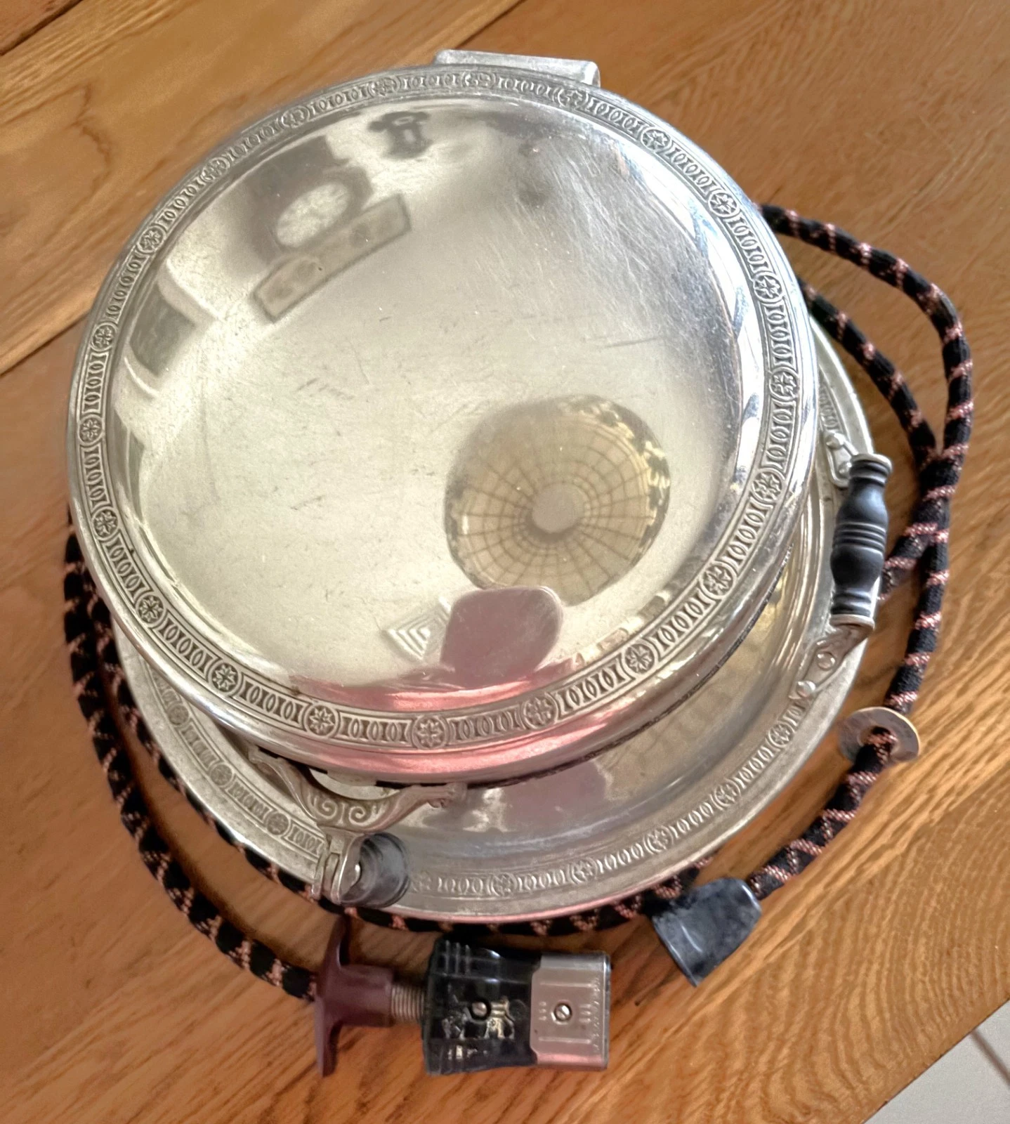 Antique Vintage 1924 Art Deco Electric Chrome Waffle Iron - Universal
Opens in a new window or tab