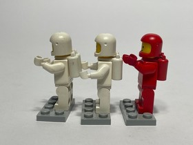 Vintage LEGO Space: Alpha-1 Rocket Base 483 99% Complete Retired 1979 Read