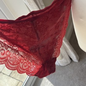 Triumph Rococo  wired Lace bra  Lingerie 34B + uk 10 BNWT