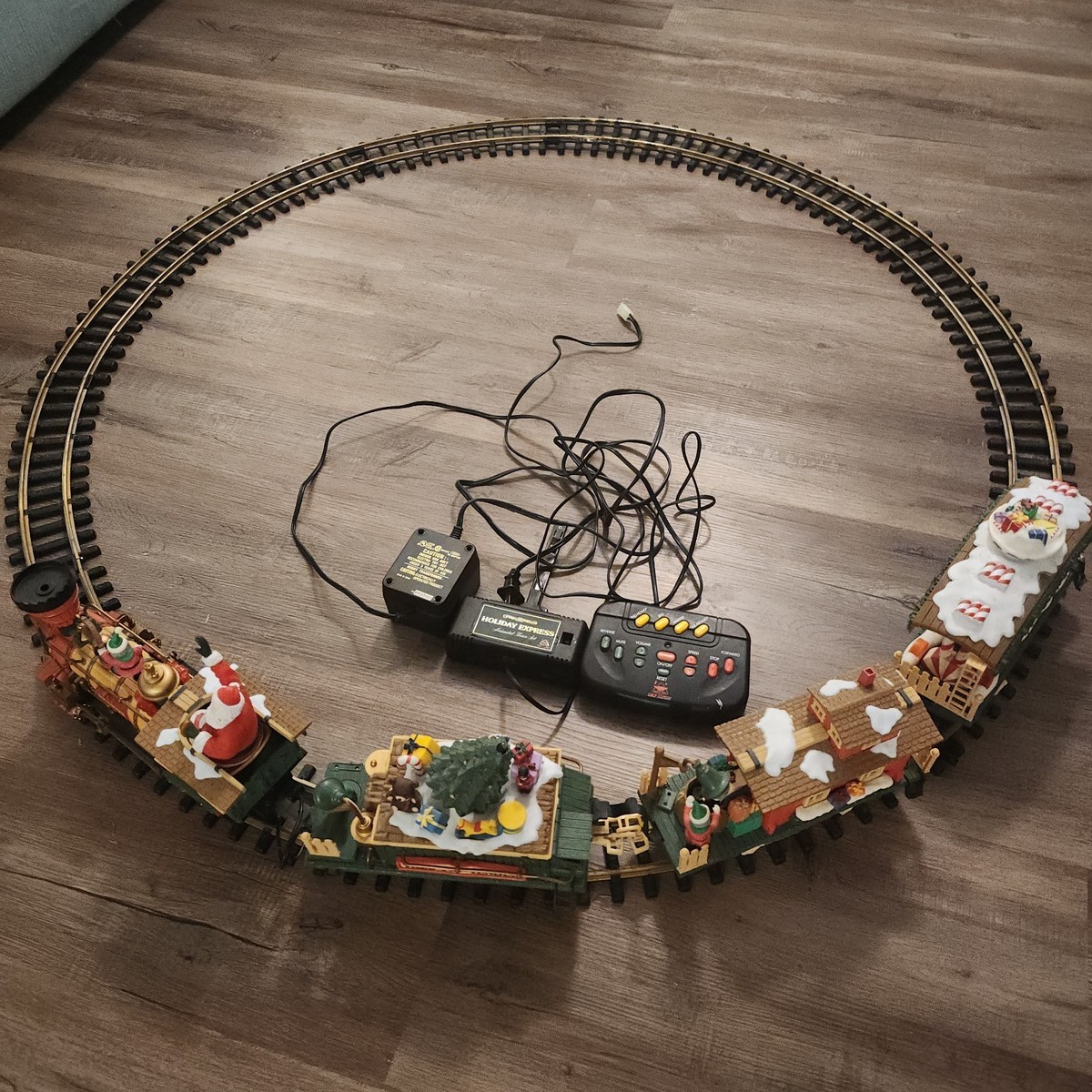 New Bright Holiday Express Animated Christmas Train Set 380 Works