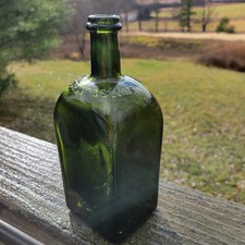 Antique J. Cederlunds Soner Dark Green Bottle Collectible  3"×3.5"×8.75"
