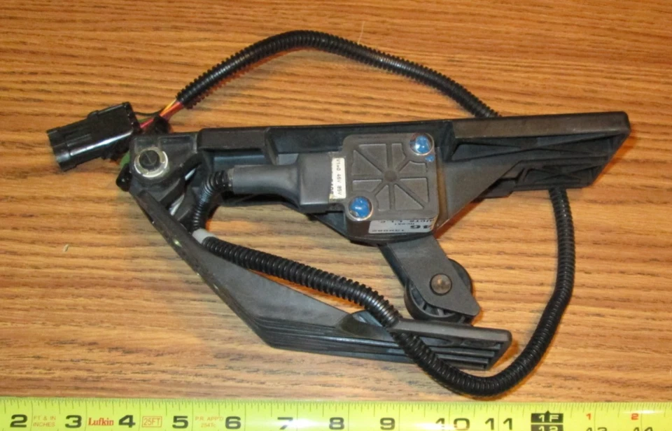 Pedal acelerador, Williams Controls Pedal acelerador 159553, SENSOR 0030346 Foto 2 de 4