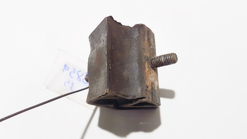 1002903 Motorhalterung und Getriebe (Motorhalterung)  Audi 80 DE1267305-43