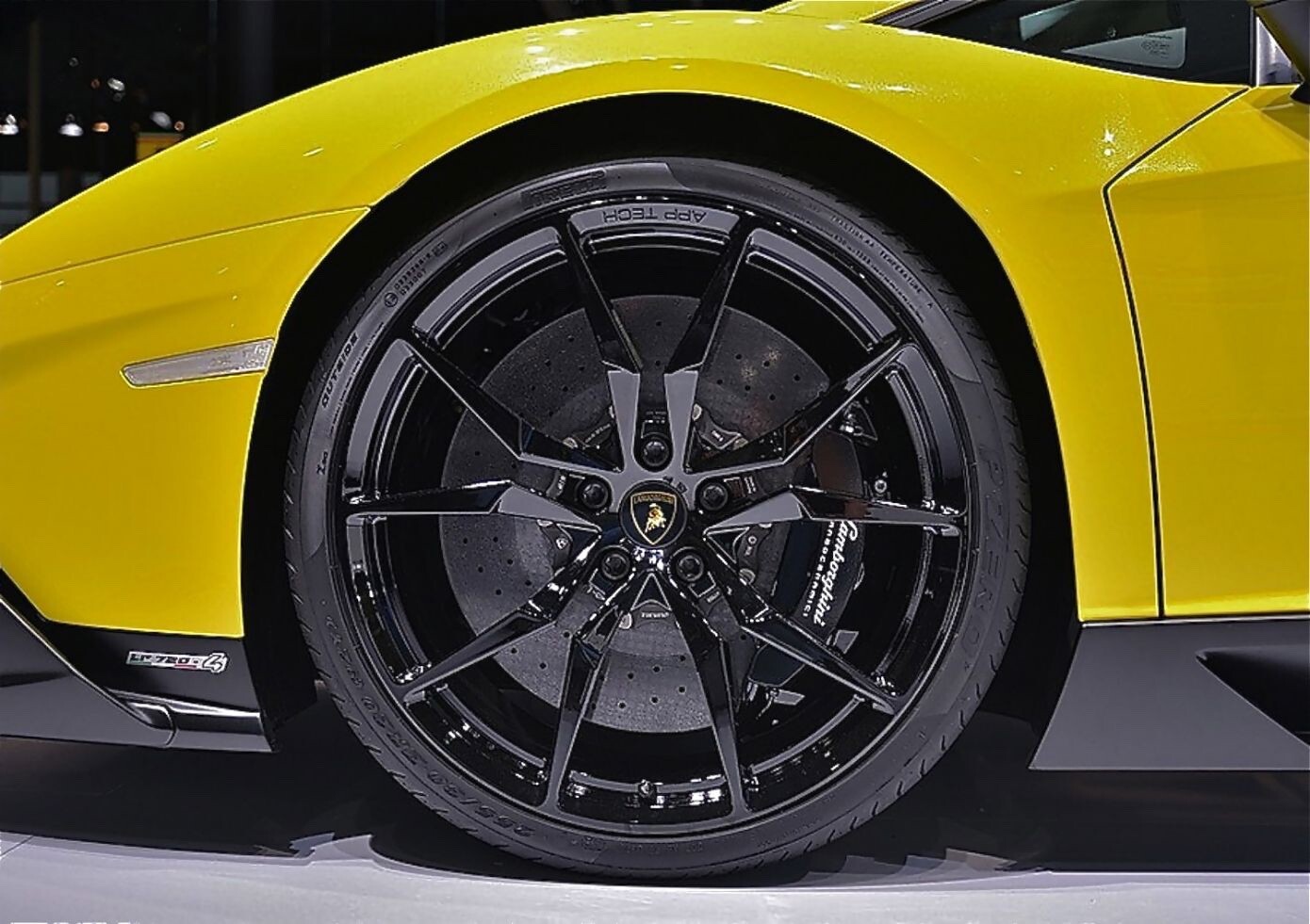 4 Factory Lamborghini Aventador Wheels Tires Caps TPMS LP720 OEM Dione 20 21 Set
