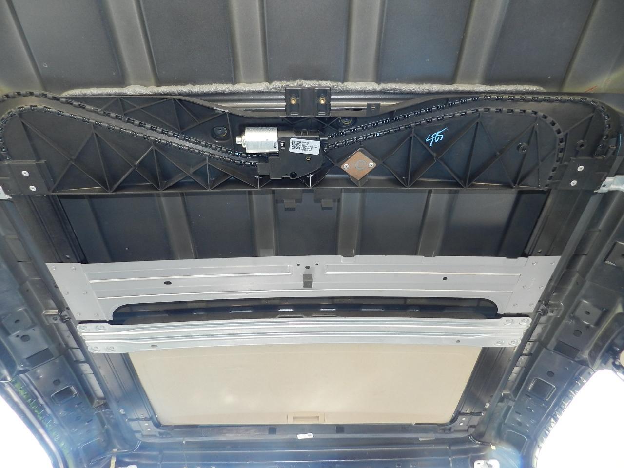 20112016 Ford F250 F350 Crew Cab OEM Sunroof Assembly w/ Motor