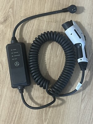 Mercedes-Benz Plug-in Hybrid EV Battery Charger Charging Cable